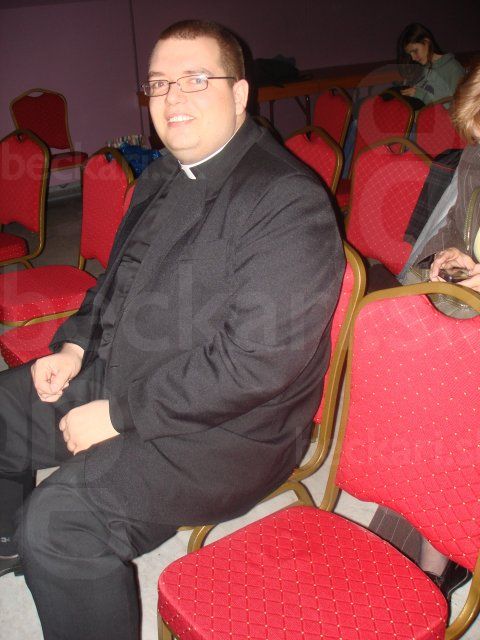 Divák pozorovateľ - kaplán Andrej 